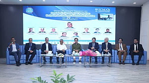 জ্বালানির অভাবে পুরো উৎপাদনে যেতে পারছে না শিল্পের বড় অংশ: বাণিজ্যমন্ত্রী