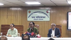 শেখ হাসিনা ফিরলে ‘সুবিচার নিশ্চিত করা হবে’: তথ্য উপদেষ্টা