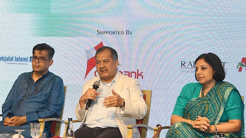সাংবাদিকদের ‘অ্যাক্টিভিস্ট’ হওয়া উচিত নয়: তথ্যমন্ত্রী