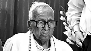 প্রতিকূলতায়, দুঃসময়ে আদর্শচ্যুত হননি জমির উদ্দিন সরকার: প্রধানমন্ত্রী