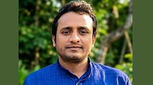 ডাকাতির ঘটনায় জড়িত সন্দেহে ঝালকাঠির যুবলীগ নেতা আটক