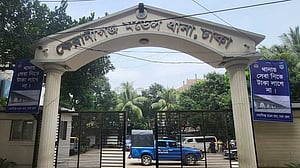 ‘তর্ক থেকে’ কিশোরীর হাতে কিশোরী খুন, ডেকে এনে হত্যা করা হয় মাকেও: পুলিশ