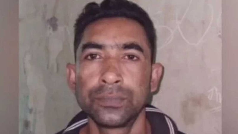 খুলনায় ৩ মামলার আসামিকে গুলি করে ও কুপিয়ে হত্যা