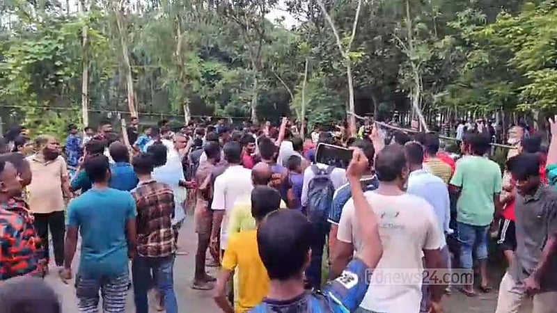 কুড়িগ্রামে সড়ক নিয়ে দ্বন্দ্বের জেরে দুপক্ষের সংঘর্ষে যুবক নিহত