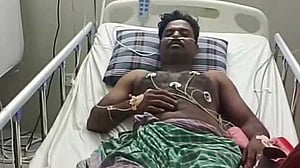 গোখরার ছোবলে হাসপাতালে ‘সাপুড়িয়া’, বললেন ‘ওঝার কেরামতিতে বিষ নামে না’