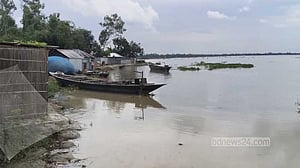 তিস্তার পানি কমায় লালমনিরহাটে বন্যা পরিস্থিতির উন্নতি