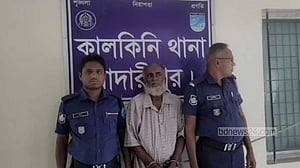 মাদারীপুরে গৃহবধূকে গলা কেটে হত্যা, গ্রেপ্তার স্বামী