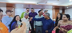 অধ্যাপক আবুল কাসেম ফজলুল হক: শ্রেণিকক্ষের বাইরেও শিক্ষক