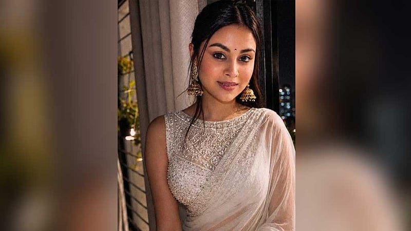 আইসিইউতে অভিনেত্রী মেঘলা, অস্ত্রোপচারের প্রস্তুতি