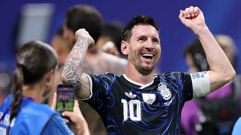 কাফুর অনন্য কীর্তি ছোঁয়ার অপেক্ষায় মেসি