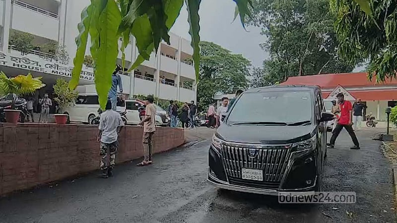 উত্তেজনার মধ্যে মৌলভীবাজার থেকে হবিগঞ্জের পথে এনসিপি নেতারা