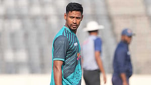 শুরুর আগেই শেষ মুস্তাফিজের দা হান্ড্রেড