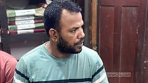 জেল গেইটে পঞ্চমবারের মত গ্রেপ্তার ময়মনসিংহের যুবলীগ নেতা