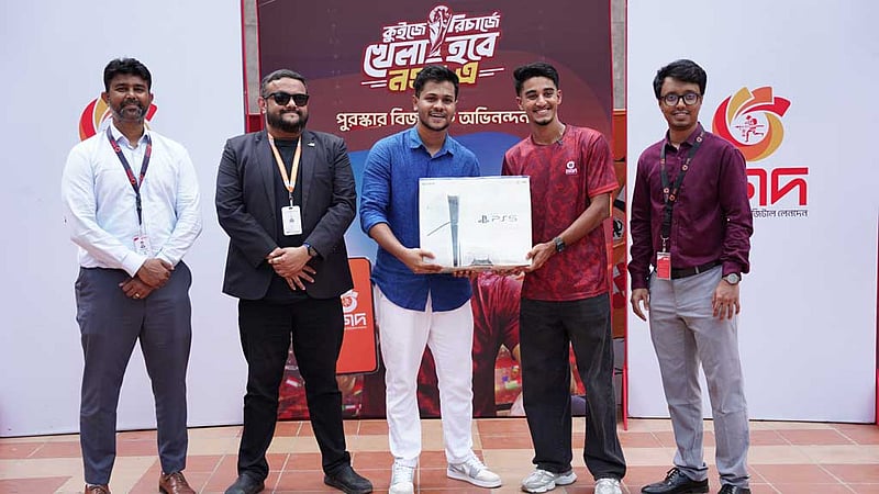 নগদের ক্যাম্পেইন: গেমিং কনসোল জিতলেন আইটি ইঞ্জিনিয়ার সাকিবুল