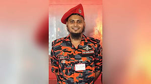 শীতলক্ষ্যায় নিখোঁজ ফায়ার সার্ভিসের ডুবুরি