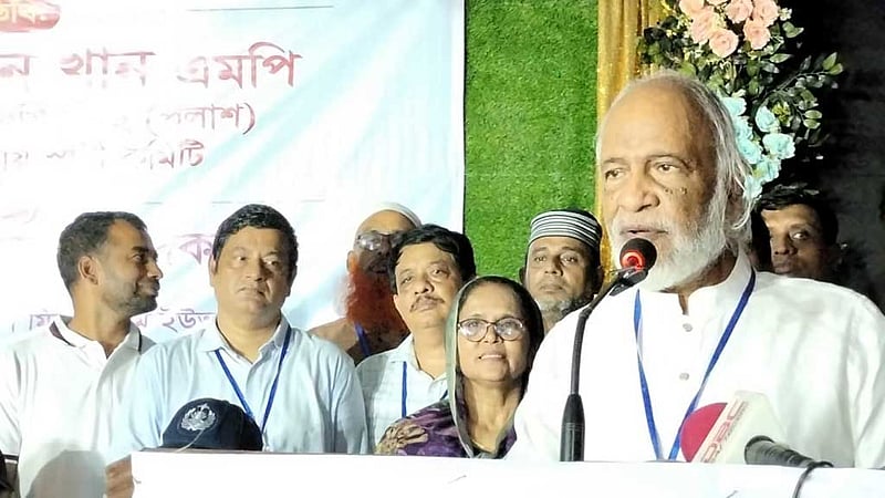 অধিকার নিজেকেই কেড়ে নিতে হবে: নারীদের উদ্দেশে মঈন খান