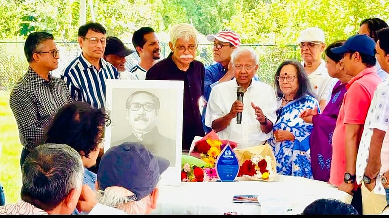 বাংলাদেশ মুক্তিযুদ্ধের দিকেই ফিরবে: যুক্তরাষ্ট্রে জাফর ইকবাল