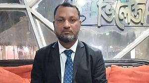 ২০২৫ সালের প্রশ্নে পরীক্ষা: এবার অধ্যক্ষকে দায়িত্ব থেকে অব্যাহতি