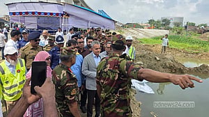 পদ্মা রেল সেতুর পিলারের নিচে মাটি কাটায় ঝুঁকি নেই: মন্ত্রী