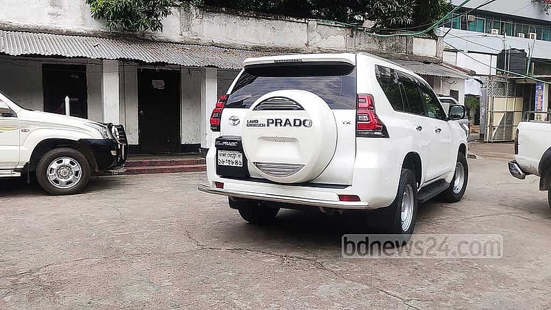 কমছে না সরকারি কর্মকর্তাদের গাড়ি রক্ষণাবেক্ষণ ব্যয়