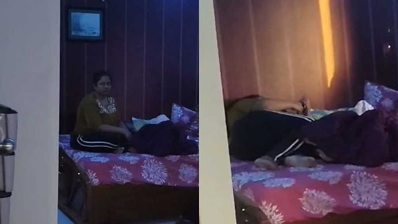মেঝেতে পড়ে ছিল স্বামীর লাশ ও আহত ছেলে, পাশেই ফোনে মগ্ন স্ত্রী