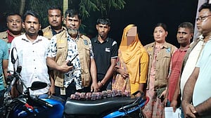 রংপুরে ২৪০০ ‘ট্যাপেন্টাডল ট্যাবলেট’ জব্দ, নারীসহ গ্রেপ্তার ২
