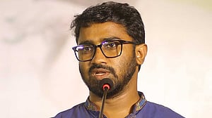 প্রধানমন্ত্রীর রাজনৈতিক সহকারী হলেন রাশেদ খাঁন