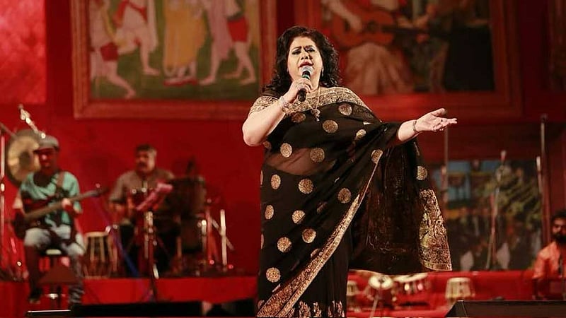 বন্যার্তদের সহায়তা দিতে শিল্পকলায় গাইবেন রুনা লায়লা