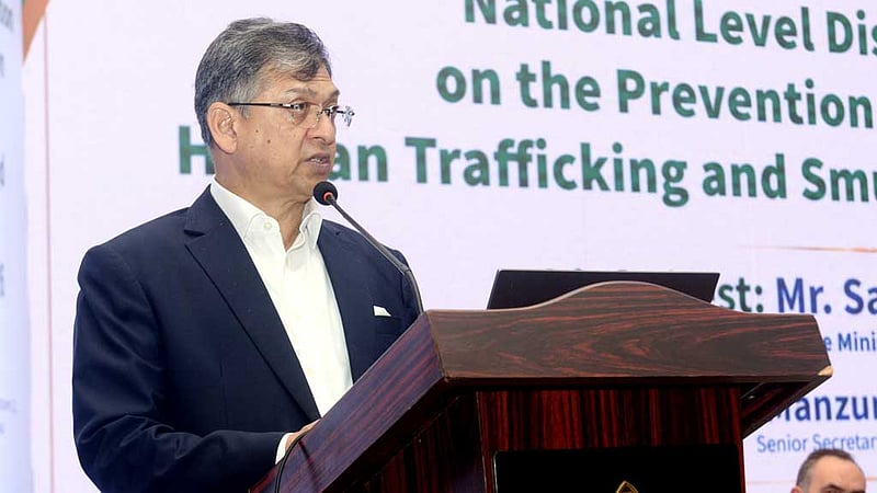 মানবপাচার ও চোরাচালান রোধে নতুন আইন ‘মাইলফলক’: স্বরাষ্ট্রমন্ত্রী