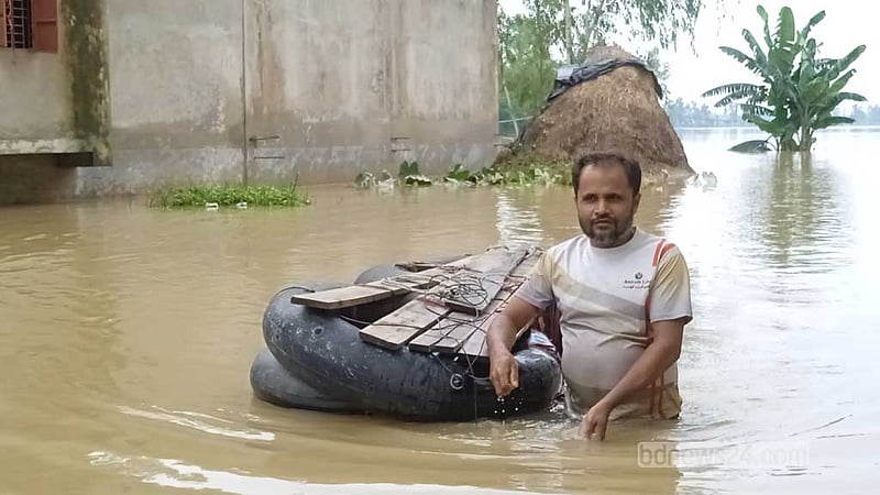 চট্টগ্রামে বন্যায় ক্ষতিগ্রস্ত ১৫ হাজার ২২৩ ঘর, ৩৮২ শিক্ষা প্রতিষ্ঠান