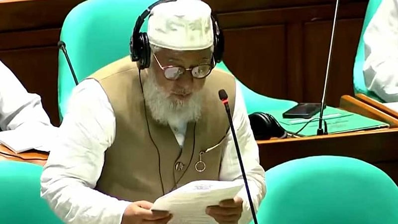নারী মরদেহের ময়নাতদন্তে নারী চিকিৎসক: মন্ত্রীর আশ্বাসে বিল প্রত্যাহার জামায়াতের এমপির