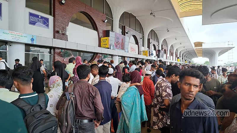 শাহজালাল বিমানবন্দর: ক্যানোপির বিশৃঙ্খলা ঠেকাবে কে?