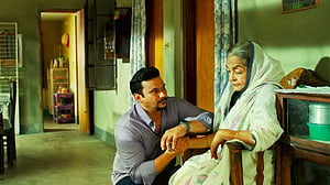 দেশ, পরিবার, পরিচয়ের সিনেমা ‘শেকড়’, চলছে ১১ প্রেক্ষাগৃহে