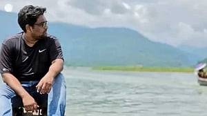 সিলেটে সাদাপাথরে পানিতে নেমে চিকিৎসক নিখোঁজ