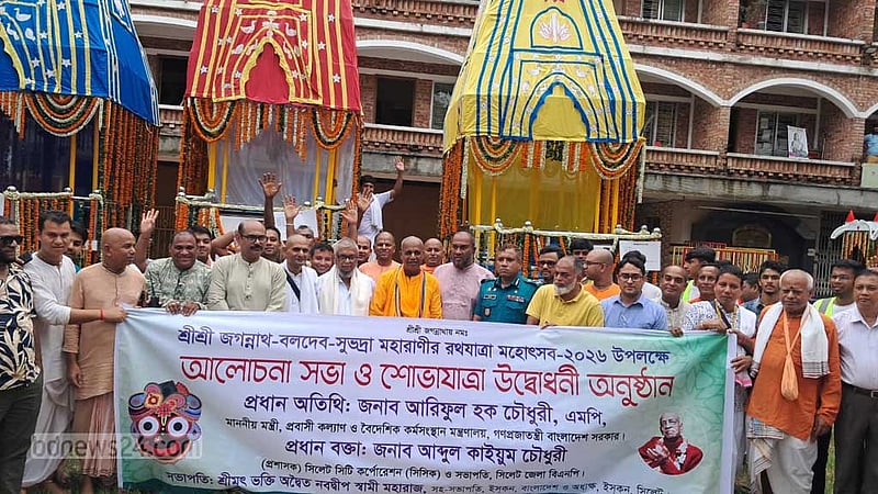 চা শ্রমিকদের মজুরি নিয়ে বাগান মালিকদের সঙ্গে বসবে সরকার: শ্রমমন্ত্রী