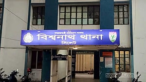অটোরিকশায় তুলে নিয়ে নারীকে ‘দলবেঁধে ধর্ষণ’, প্রধান আসামি কারাগারে
