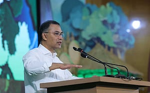 সন্তান জন্ম নিলে একটি গাছ লাগান: প্রধানমন্ত্রী
