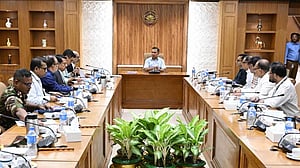 বন্ধ রাষ্ট্রায়ত্ত কারখানা চালুর প্রক্রিয়া দ্রুত শেষ করার নির্দেশ প্রধানমন্ত্রীর