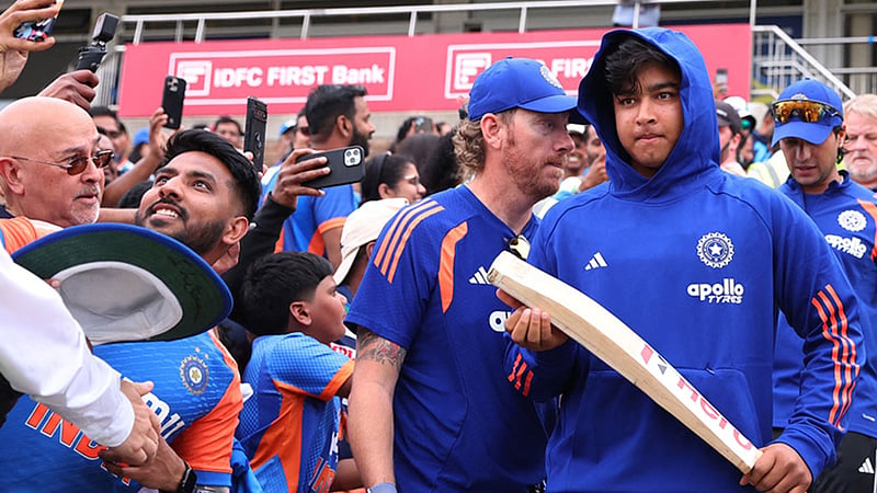 সুরিয়ভানশিকে সুযোগ দিলে আইরিশদের ‘প্যান্ট খুলে নিত’