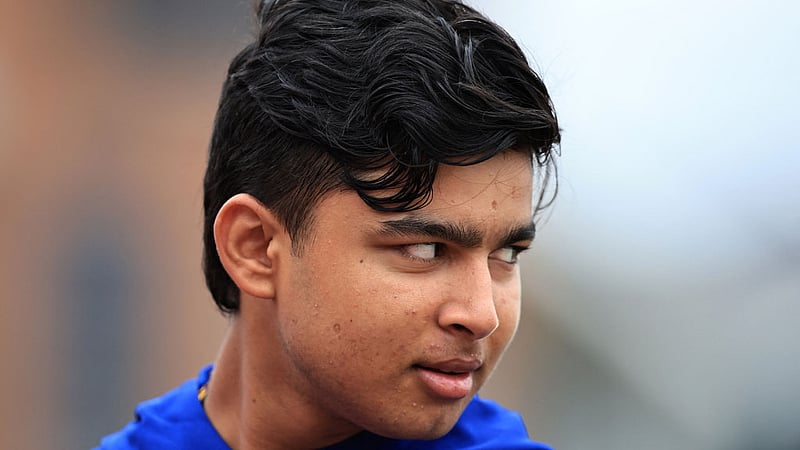 ডি ভিলিয়ার্স থেকে ভন ও কুক, চলছেই সুরিয়ভানশিকে না খেলানোর বিতর্ক