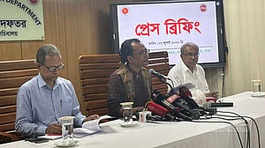 নাহিদের বক্তব্য ‘রাজনৈতিক’: তথ্য উপদেষ্টা