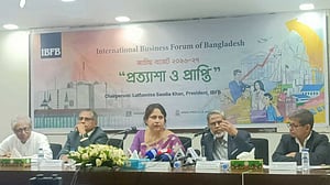 সেবা ছাড়া কেবল দালান বাড়িয়ে সুফল মিলবে না: আবদুল মজিদ