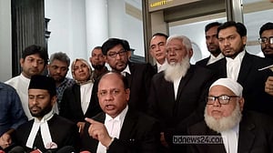কার্নিশে ঝোলা তরুণকে গুলি: রায়ে সন্তুষ্ট রাষ্ট্রপক্ষ, ‘সংক্ষুব্ধ’ আসামিপক্ষ যাবে আপিলে
