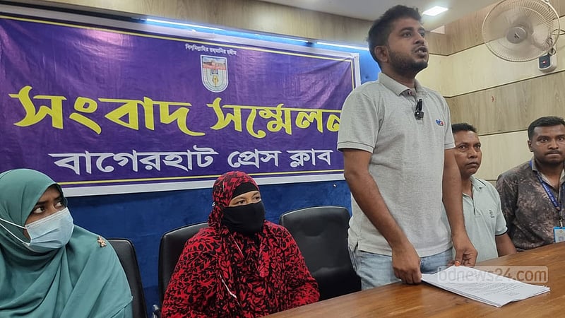 আউটসোর্সিং: বাগেরহাট হাসপাতালের ৬৬ কর্মচারী চাকরি হারানোর শঙ্কায়
