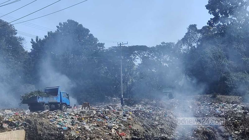 ভাগাড়ের সঙ্গে বসবাস