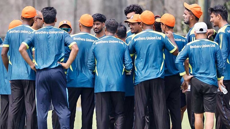 পারিশ্রমিক না পেয়ে ম্যাচ বর্জন ব্রাদার্সের ক্রিকেটারদের
