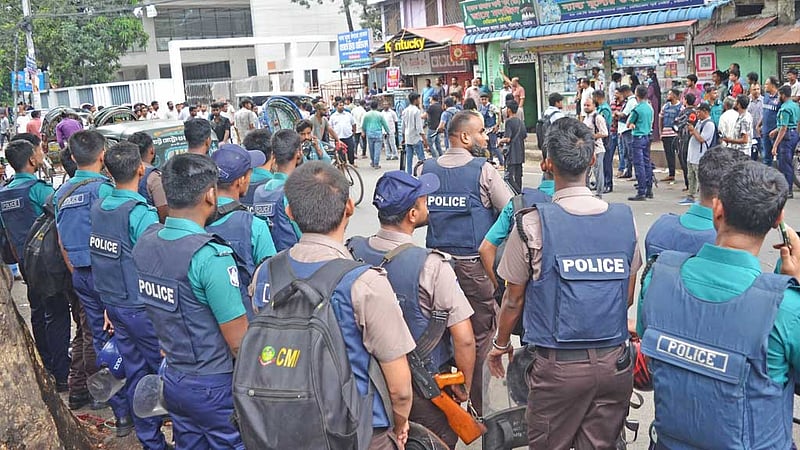 চট্টগ্রামে ভাড়া নিয়ে অ্যাম্বুলেন্স মালিক সমিতির সঙ্গে এনসিপির হাতাহাতি