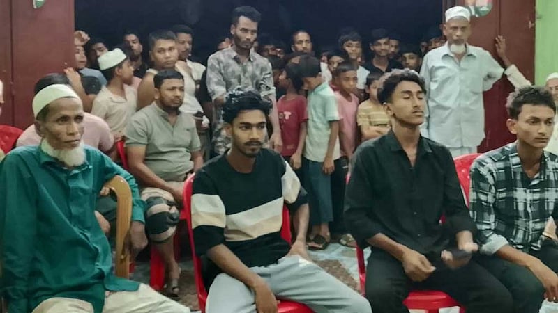 ব্যানারে মেসির ব্যাঙ্গাত্মক ছবি: লোহাগড়ায় আর্জেন্টিনা-ব্রাজিল সমর্থকদের হাতাহাতি, আহত ৪