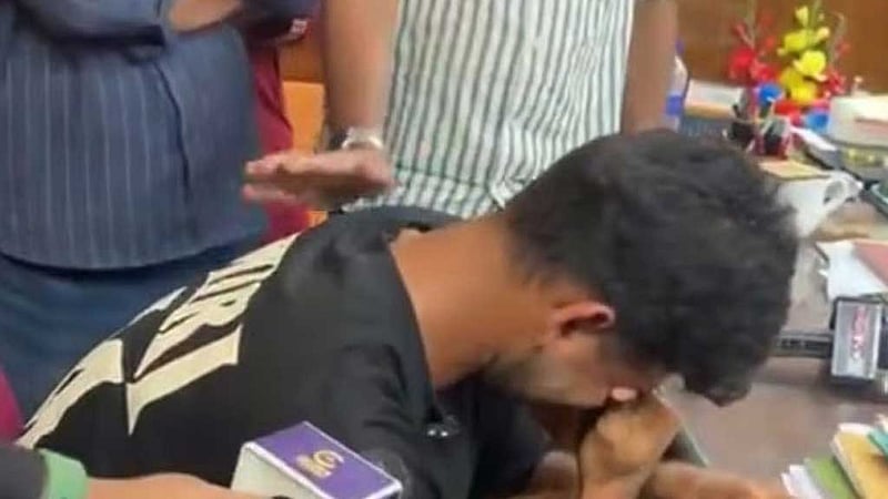 ক্রিকেটার নাঈমকে মারধর: খুলশী থানার ওসি প্রত্যাহার