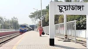 চুয়াডাঙ্গায় ট্রেনের সঙ্গে বাইকের ধাক্কা, ২ আরোহী নিহত